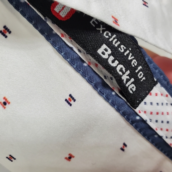 BUCKLE EightX Button Down Dress Shirt Size L Classic Fit Contrast Flip-Cuff - Picture 13 of 13